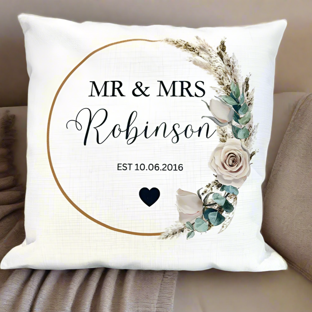 Couple in Gold Wreath Design (Various Products)