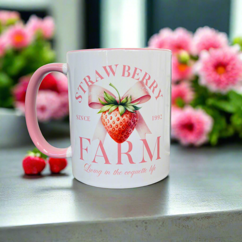 Strawberry Farm 11oz Mug