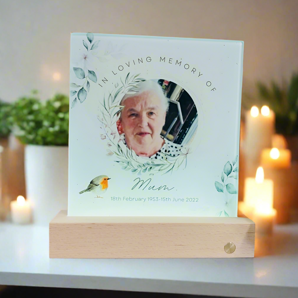 Glass Memorial Robin Design