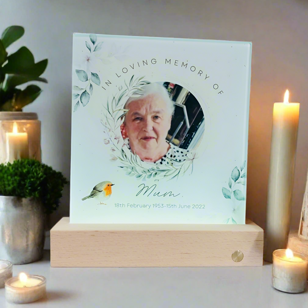 Glass Memorial Robin Design