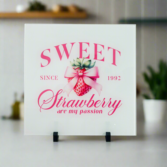 Sweet Strawberry Vintage Fruit 30cm Chopping Board