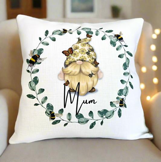 Bee Wreath Gonk Design