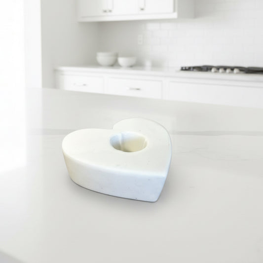 Love heart candle stick holder