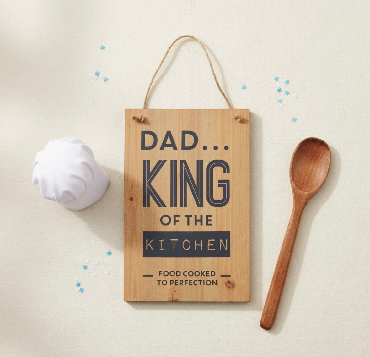 Dad- King of the kitchen - Hanging Plaque